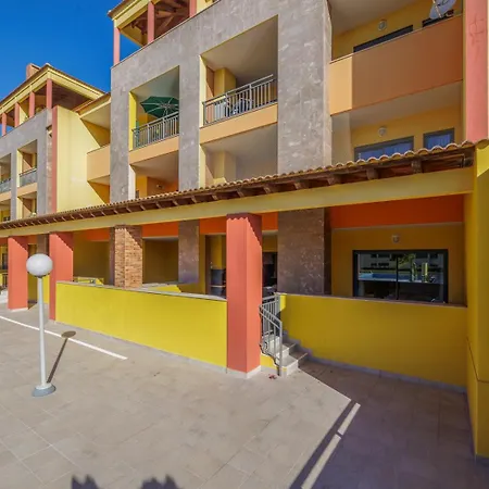 Palm Breeze Terrace Apartmán