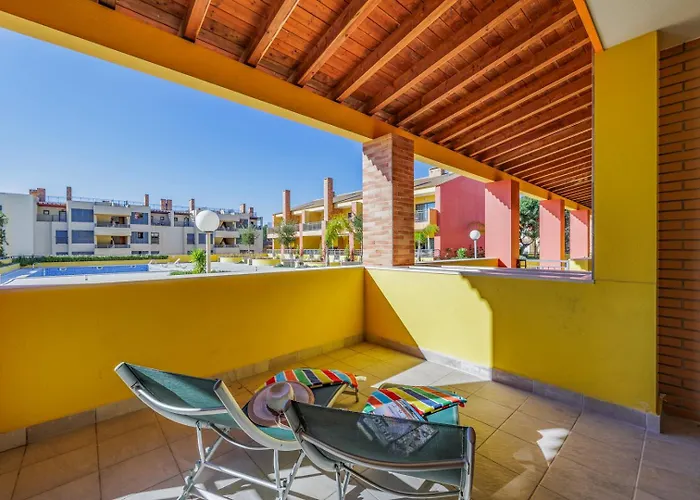 Palm Breeze Terrace Apartmán